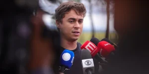 Críticas da esquerda ao jatinho de Vorcaro usado por Nikolas