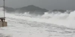 ondas-furacao-simon-mexico