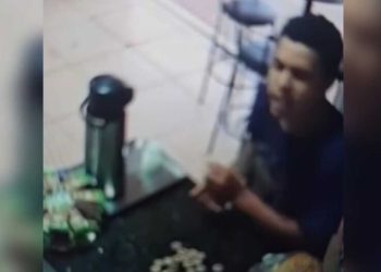 Assalto a padaria em Rio Brilhante é registrado em vídeo