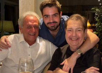 João Silva compartilha momento especial com Faustão no Natal