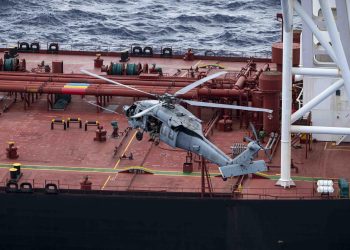 Interceptação de petroleiro vinculado à Venezuela pelos EUA