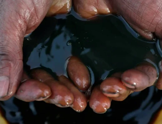 Petroleiras americanas podem operar na Venezuela, assegura Trump