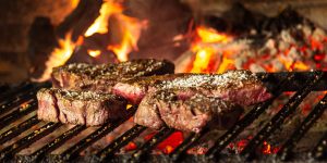 Checklist para organizar um churrasco sem imprevistos!