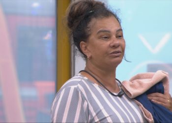 Solange Couto lamenta sobrar na prova do anjo e Ana Paula chama atenção para foco no jogo