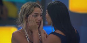 Samira enfrenta choro após indicação ao paredão e recebe apoio de Marciele no BBB 26