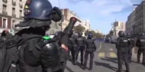 policia-protesto-estudantil-franca