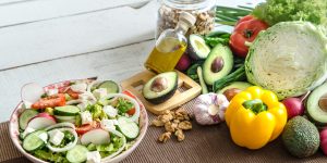 Rotinas de bem-estar que combinam alimentação e cuidados diários