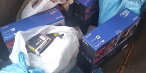 Apreensão de eletrônicos e medicamentos ilegais em ônibus na BR-277