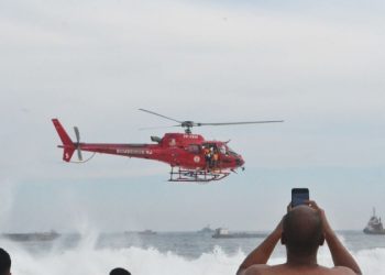 Uma pessoa se afogou na praia de Copacabana, na zona sul da cidade do Rio de Janeiro (RJ