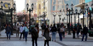 rua-xv-pessoas-13-07-21-58