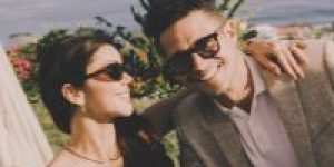 sarah-hyland-wells-adams
