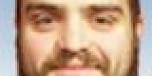 George Russell celebra favoritismo para o título da F1 em 2026