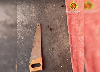 Filho tenta matar mãe com serrote e é preso em Ceilândia