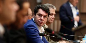 Curi critica medida federal que ameaça produção de tilápia no Paraná