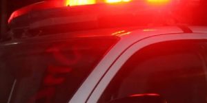 Jovem tenta evitar assalto com faca e perde celular e carteira