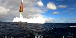 A buoy in the Indian Ocean observes the Starship vehicle making a soft splashdown to complete its tenth test flight. Credit