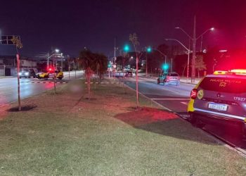 suspeito-armad-faca-morre-baleado-ataque-policiais-960x592-1