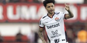 GO fora de casa pelo Brasileiro