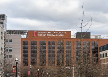 Pagamentos de Jeffrey Epstein a médico da Ohio State levantam questões