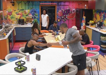 Matheus oferece aperto de mão a Leandro em dia de paredão no BBB 26