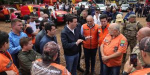 Ratinho Júnior destaca união em meio a tragédia em Rio Bonito do Iguaçu