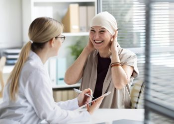 woman-with-skin-cancer-talking-with-doctor