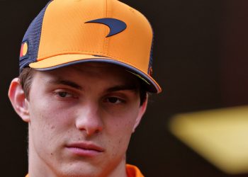 Guenther Steiner sugere que Oscar Piastri deixe a McLaren se não conquistar o título da F1